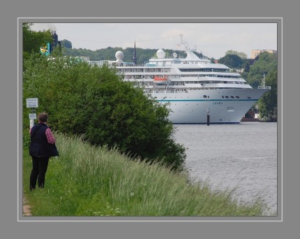 Die Amadea ist ein Kreuzfahrtschiff, das 1991 als Asuka für NYK Cruises in Japan gebaut wurde und jetzt für Phoenix Reisen fährt.