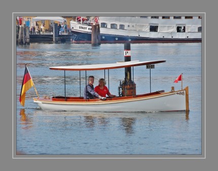 Als Dampfboot (engl. Steam Launch) bezeichnet man ein bis etwa zwölf Meter langes Boot, das mit Dampfantrieb ausgestattet ist. 