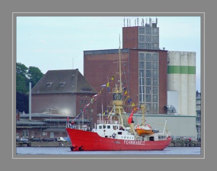 Die Fehmarnbelt ist ein deutsches Feuerschiff, das nicht mehr als solches auf Position liegt, sondern als Museumsschiff heute noch in Fahrt ist. Sie wurde von 1906 bis 1908 auf der Thyen Werft in Brake an der Weser als Dreimastschoner mit Notbesegelung gebaut und 1908 als Feuerschiff Außeneider in Dienst gestellt. Es lag mit Unterbrechungen bis 1944 auf der Position Außeneider vor der Mündung der Eider in die Nordsee, in den Jahren 1914 bis 1916 auf Position Süderpiep. 1918/19 war es an militärischen Operationen in der Ostsee beteiligt.